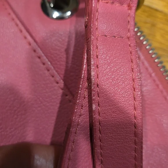 Pink Leather Wristlet w Unique Ring Strap, Front Pocket + Zipper Top - Picture 11 of 12